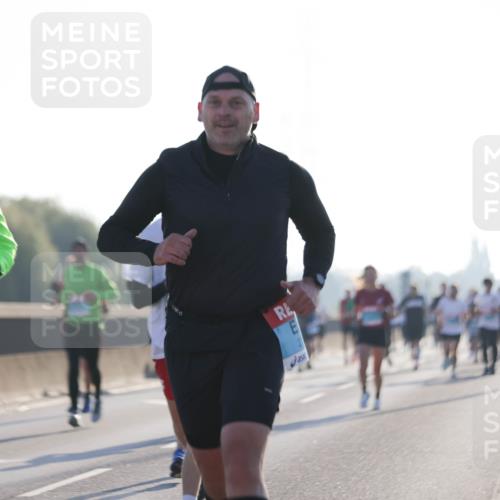 03.10.2025 - Köhlbrandbrückenlauf Jannik Wohlers http://msf.ph/oto/9057557 03.10.2025 09:13:40 Position 3 1079 meine-sportfotos.de