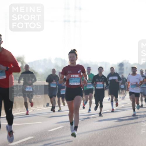 03.10.2025 - Köhlbrandbrückenlauf Jannik Wohlers http://msf.ph/oto/9057611 03.10.2025 09:13:42 Position 3 1107, 3376 meine-sportfotos.de
