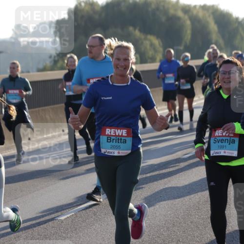 03.10.2025 - Köhlbrandbrückenlauf Jannik Wohlers http://msf.ph/oto/9057756 03.10.2025 09:21:24 Position 3 2055, 1991, 3796 meine-sportfotos.de