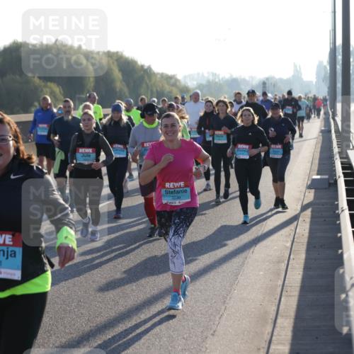 03.10.2025 - Köhlbrandbrückenlauf Jannik Wohlers http://msf.ph/oto/9057812 03.10.2025 09:21:25 Position 3 1821, 1991, 3239 meine-sportfotos.de