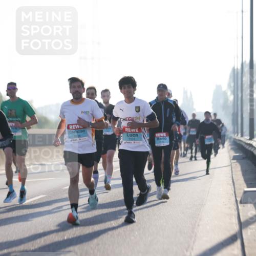 03.10.2025 - Köhlbrandbrückenlauf Jannik Wohlers http://msf.ph/oto/9057864 03.10.2025 09:13:49 Position 3 3789, 3338, 24, 1112, 1175 meine-sportfotos.de