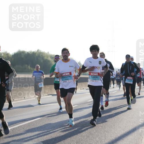 03.10.2025 - Köhlbrandbrückenlauf Jannik Wohlers http://msf.ph/oto/9057959 03.10.2025 09:13:51 Position 3 3789, 3338, 24, 1112 meine-sportfotos.de