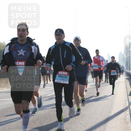 03.10.2025 - Köhlbrandbrückenlauf Jannik Wohlers http://msf.ph/oto/9058060 03.10.2025 09:13:52 Position 3 934, 1175 meine-sportfotos.de