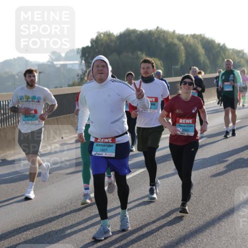 03.10.2025 - Köhlbrandbrückenlauf Jannik Wohlers http://msf.ph/oto/9058074 03.10.2025 09:21:32 Position 3 2740, 3276, 1927, 1920 meine-sportfotos.de