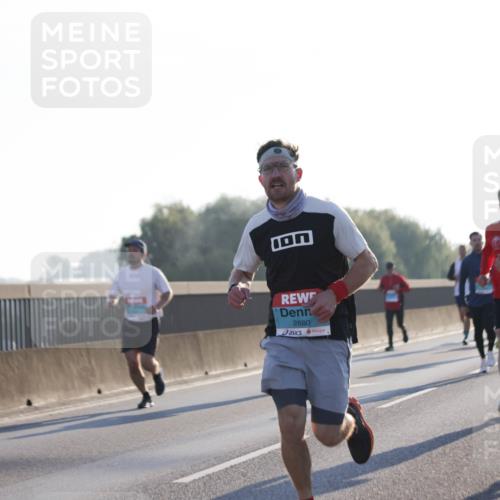 03.10.2025 - Köhlbrandbrückenlauf Jannik Wohlers http://msf.ph/oto/9058168 03.10.2025 09:13:56 Position 3 2880, 3527 meine-sportfotos.de