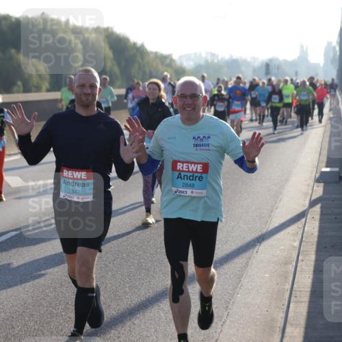 03.10.2025 - Köhlbrandbrückenlauf Jannik Wohlers http://msf.ph/oto/9058307 03.10.2025 09:21:39 Position 3 2847, 2848 meine-sportfotos.de