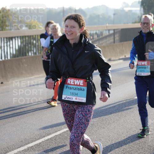 03.10.2025 - Köhlbrandbrückenlauf Jannik Wohlers http://msf.ph/oto/9058362 03.10.2025 09:21:43 Position 3 1834, 2215 meine-sportfotos.de