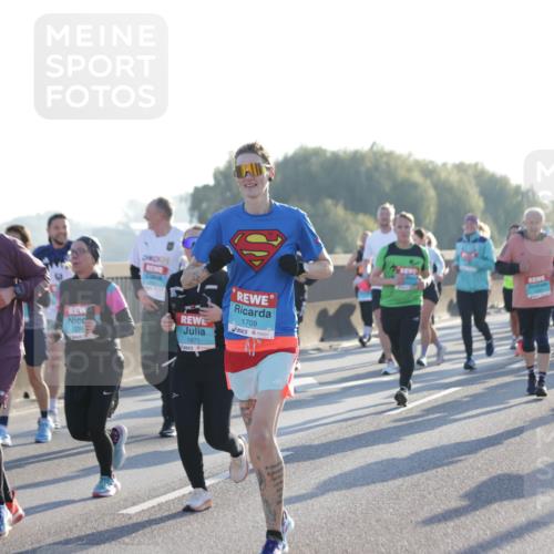 03.10.2025 - Köhlbrandbrückenlauf Jannik Wohlers http://msf.ph/oto/9058449 03.10.2025 09:21:48 Position 3 278, 1709, 1971 meine-sportfotos.de