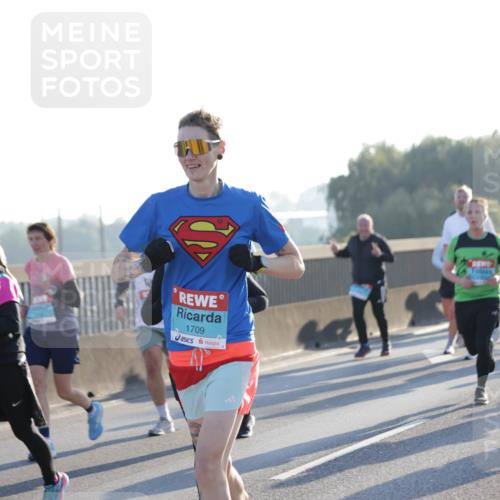 03.10.2025 - Köhlbrandbrückenlauf Jannik Wohlers http://msf.ph/oto/9058522 03.10.2025 09:21:49 Position 3 1709 meine-sportfotos.de