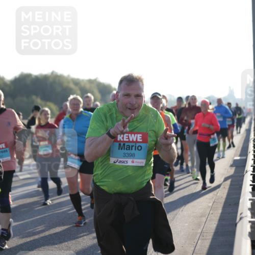 03.10.2025 - Köhlbrandbrückenlauf Jannik Wohlers http://msf.ph/oto/9058610 03.10.2025 09:21:52 Position 3 3398 meine-sportfotos.de