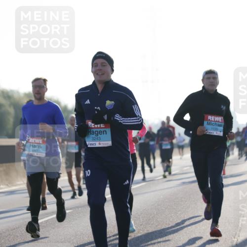 03.10.2025 - Köhlbrandbrückenlauf Jannik Wohlers http://msf.ph/oto/9058690 03.10.2025 09:14:07 Position 3 2801, 3243, 10, 1133 meine-sportfotos.de