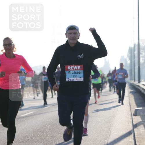 03.10.2025 - Köhlbrandbrückenlauf Jannik Wohlers http://msf.ph/oto/9058742 03.10.2025 09:14:08 Position 3 1133 meine-sportfotos.de