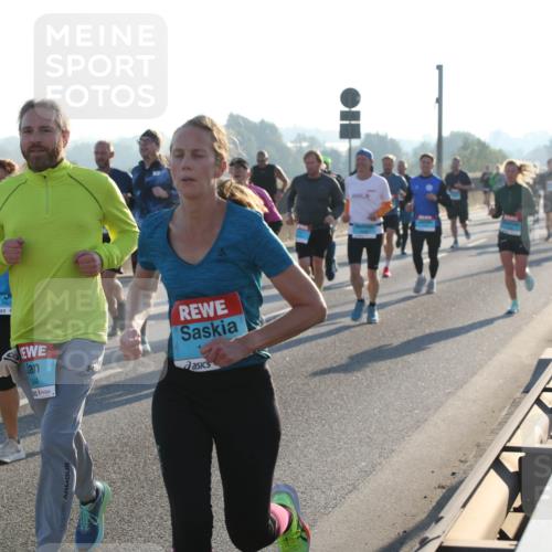 03.10.2025 - Köhlbrandbrückenlauf Lena Gebhardt http://msf.ph/oto/9058750 03.10.2025 09:18:35 Position 1 3444 meine-sportfotos.de