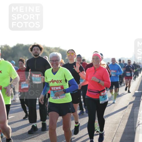 03.10.2025 - Köhlbrandbrückenlauf Jannik Wohlers http://msf.ph/oto/9058764 03.10.2025 09:21:55 Position 3 905, 3725, 304 meine-sportfotos.de