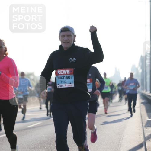 03.10.2025 - Köhlbrandbrückenlauf Jannik Wohlers http://msf.ph/oto/9058766 03.10.2025 09:14:08 Position 3 1133 meine-sportfotos.de