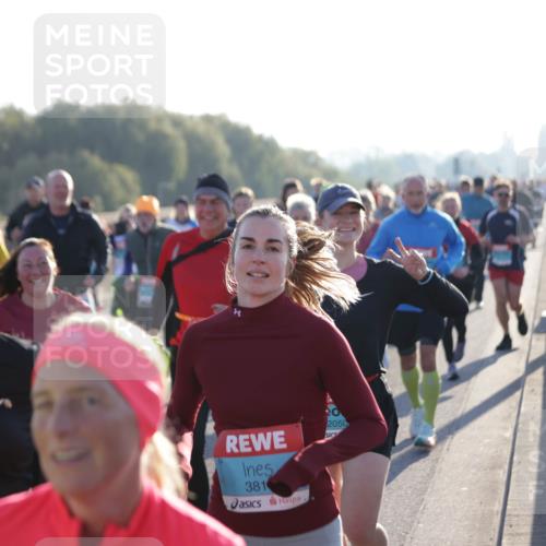 03.10.2025 - Köhlbrandbrückenlauf Jannik Wohlers http://msf.ph/oto/9058795 03.10.2025 09:21:56 Position 3 381, 2050 meine-sportfotos.de