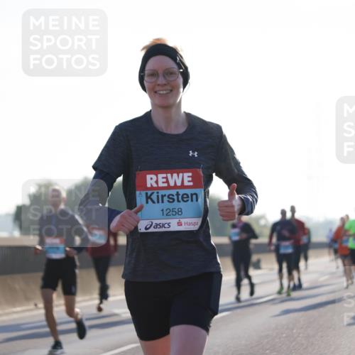 03.10.2025 - Köhlbrandbrückenlauf Jannik Wohlers http://msf.ph/oto/9058874 03.10.2025 09:14:10 Position 3 1258 meine-sportfotos.de