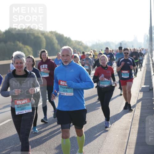 03.10.2025 - Köhlbrandbrückenlauf Jannik Wohlers http://msf.ph/oto/9058888 03.10.2025 09:21:58 Position 3 2187, 2421, 3676, 2204 meine-sportfotos.de