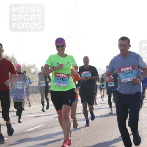 03.10.2025 - Köhlbrandbrückenlauf Jannik Wohlers http://msf.ph/oto/9058941 03.10.2025 09:14:13 Position 3 2819, 3404 meine-sportfotos.de