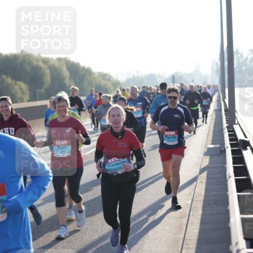 03.10.2025 - Köhlbrandbrückenlauf Jannik Wohlers http://msf.ph/oto/9058951 03.10.2025 09:21:59 Position 3 3676, 1097, 3151, 2204 meine-sportfotos.de