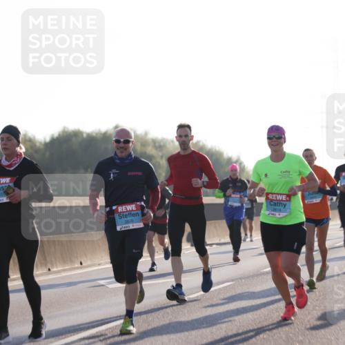 03.10.2025 - Köhlbrandbrückenlauf Jannik Wohlers http://msf.ph/oto/9058963 03.10.2025 09:14:13 Position 3 2820, 2819 meine-sportfotos.de