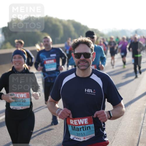 03.10.2025 - Köhlbrandbrückenlauf Jannik Wohlers http://msf.ph/oto/9059105 03.10.2025 09:22:02 Position 3 1051, 3151 meine-sportfotos.de