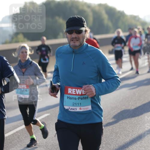 03.10.2025 - Köhlbrandbrückenlauf Jannik Wohlers http://msf.ph/oto/9059146 03.10.2025 09:22:03 Position 3 2287, 3429, 2111 meine-sportfotos.de