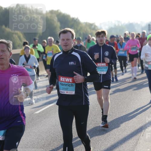 03.10.2025 - Köhlbrandbrückenlauf Jannik Wohlers http://msf.ph/oto/9059231 03.10.2025 09:22:10 Position 3 3582, 1725, 3147 meine-sportfotos.de