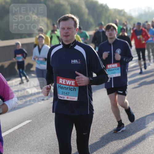 03.10.2025 - Köhlbrandbrückenlauf Jannik Wohlers http://msf.ph/oto/9059285 03.10.2025 09:22:10 Position 3 1725, 3147 meine-sportfotos.de