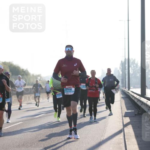03.10.2025 - Köhlbrandbrückenlauf Jannik Wohlers http://msf.ph/oto/9059297 03.10.2025 09:14:20 Position 3 3091, 3118 meine-sportfotos.de