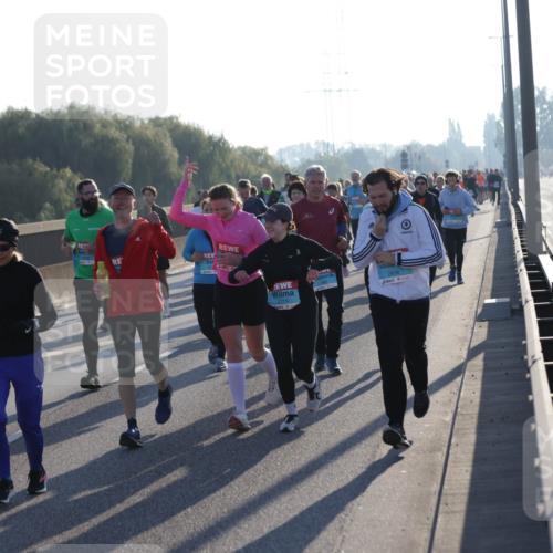03.10.2025 - Köhlbrandbrückenlauf Jannik Wohlers http://msf.ph/oto/9059434 03.10.2025 09:22:15 Position 3 2476, 2114, 10 meine-sportfotos.de