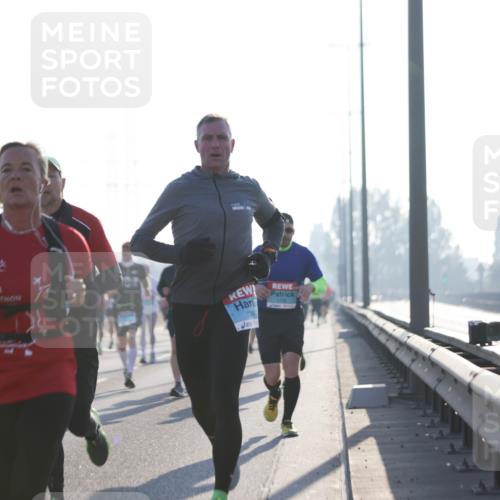03.10.2025 - Köhlbrandbrückenlauf Jannik Wohlers http://msf.ph/oto/9059465 03.10.2025 09:14:23 Position 3 1132 meine-sportfotos.de