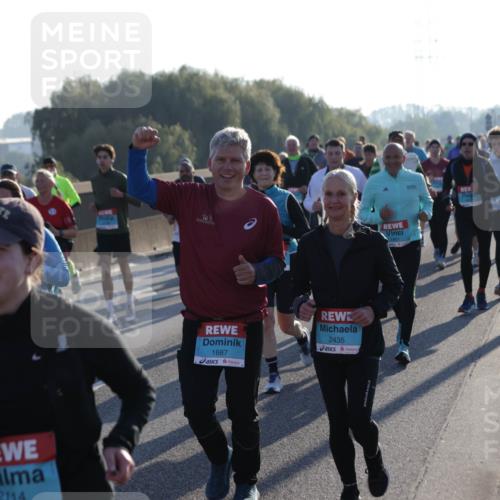 03.10.2025 - Köhlbrandbrückenlauf Jannik Wohlers http://msf.ph/oto/9059642 03.10.2025 09:22:18 Position 3 2114, 1687, 2435, 1024 meine-sportfotos.de