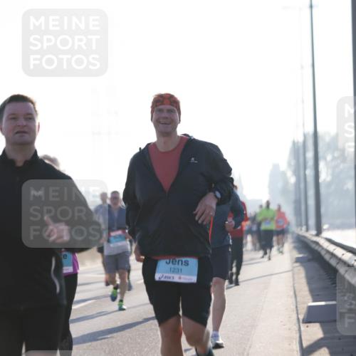 03.10.2025 - Köhlbrandbrückenlauf Jannik Wohlers http://msf.ph/oto/9059675 03.10.2025 09:14:28 Position 3 6078, 1231 meine-sportfotos.de