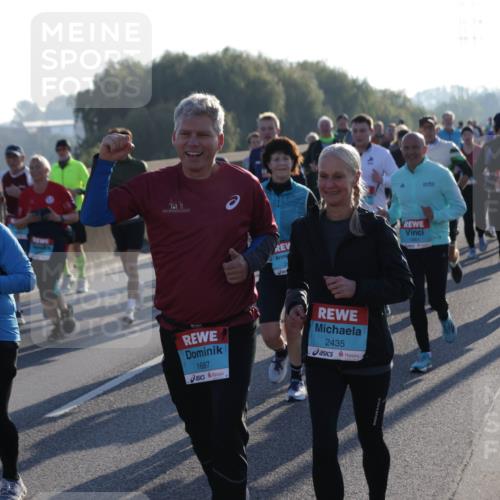 03.10.2025 - Köhlbrandbrückenlauf Jannik Wohlers http://msf.ph/oto/9059681 03.10.2025 09:22:18 Position 3 2315, 1861, 1687, 2435 meine-sportfotos.de