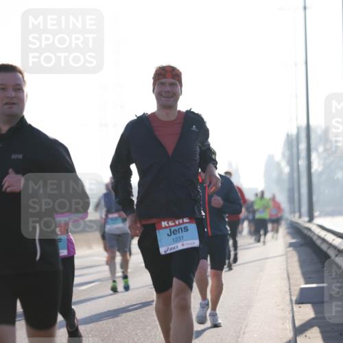 03.10.2025 - Köhlbrandbrückenlauf Jannik Wohlers http://msf.ph/oto/9059694 03.10.2025 09:14:28 Position 3 1231 meine-sportfotos.de