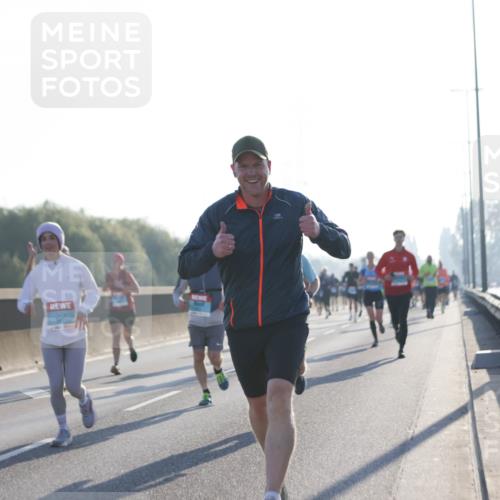 03.10.2025 - Köhlbrandbrückenlauf Jannik Wohlers http://msf.ph/oto/9059801 03.10.2025 09:14:30 Position 3  meine-sportfotos.de