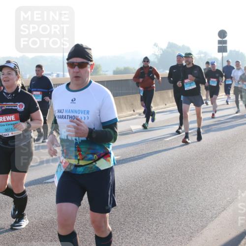 03.10.2025 - Köhlbrandbrückenlauf Lena Gebhardt http://msf.ph/oto/9060136 03.10.2025 09:19:08 Position 1 3011, 3 meine-sportfotos.de