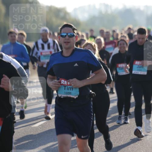 03.10.2025 - Köhlbrandbrückenlauf Jannik Wohlers http://msf.ph/oto/9060205 03.10.2025 09:22:33 Position 3 1877, 1655, 3395 meine-sportfotos.de