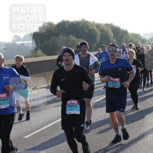 03.10.2025 - Köhlbrandbrückenlauf Jannik Wohlers http://msf.ph/oto/9060245 03.10.2025 09:22:34 Position 3 3231, 1877, 1655 meine-sportfotos.de