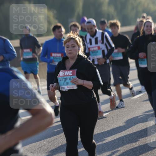 03.10.2025 - Köhlbrandbrückenlauf Jannik Wohlers http://msf.ph/oto/9060294 03.10.2025 09:22:35 Position 3 1748 meine-sportfotos.de