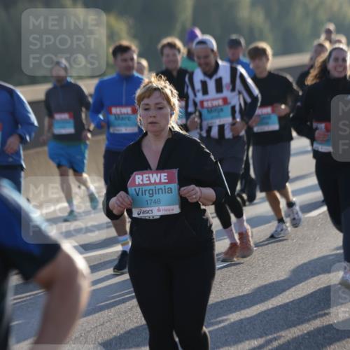 03.10.2025 - Köhlbrandbrückenlauf Jannik Wohlers http://msf.ph/oto/9060305 03.10.2025 09:22:35 Position 3 1748 meine-sportfotos.de