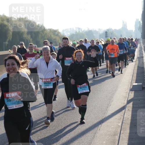 03.10.2025 - Köhlbrandbrückenlauf Jannik Wohlers http://msf.ph/oto/9060437 03.10.2025 09:22:39 Position 3 3826, 2218, 1940, 2436, 2116 meine-sportfotos.de