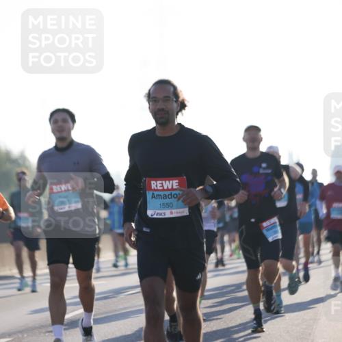 03.10.2025 - Köhlbrandbrückenlauf Jannik Wohlers http://msf.ph/oto/9060453 03.10.2025 09:14:47 Position 3 3817, 1550 meine-sportfotos.de