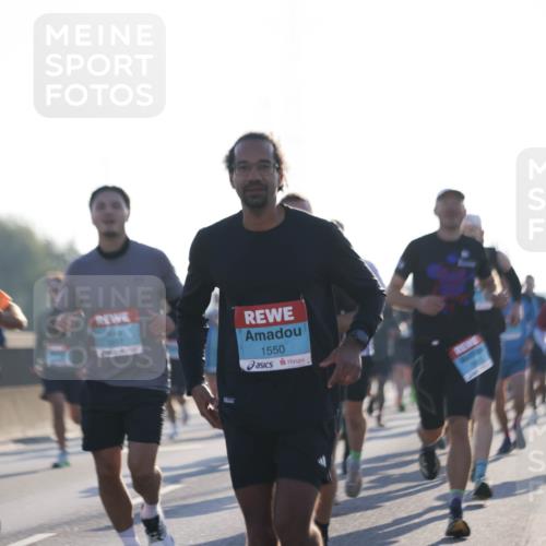 03.10.2025 - Köhlbrandbrückenlauf Jannik Wohlers http://msf.ph/oto/9060466 03.10.2025 09:14:47 Position 3 3817, 1550 meine-sportfotos.de