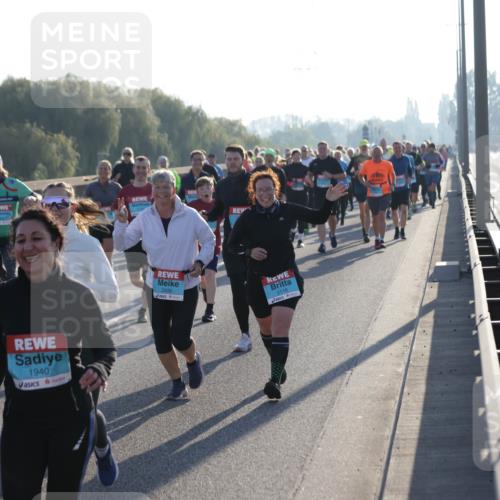03.10.2025 - Köhlbrandbrückenlauf Jannik Wohlers http://msf.ph/oto/9060472 03.10.2025 09:22:39 Position 3 2218, 1940, 2436, 2116 meine-sportfotos.de