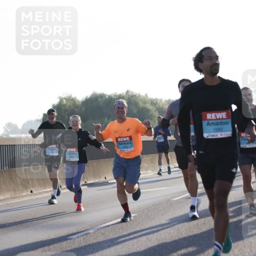 03.10.2025 - Köhlbrandbrückenlauf Jannik Wohlers http://msf.ph/oto/9060491 03.10.2025 09:14:48 Position 3 1550 meine-sportfotos.de