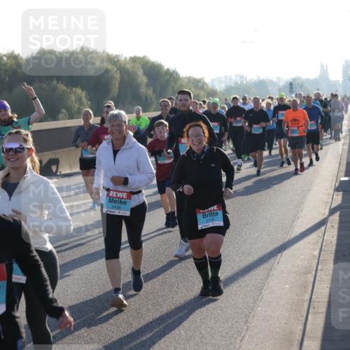 03.10.2025 - Köhlbrandbrückenlauf Jannik Wohlers http://msf.ph/oto/9060525 03.10.2025 09:22:40 Position 3 1940, 2436, 2116 meine-sportfotos.de