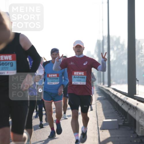 03.10.2025 - Köhlbrandbrückenlauf Jannik Wohlers http://msf.ph/oto/9060634 03.10.2025 09:14:50 Position 3 2777, 3317, 1033 meine-sportfotos.de