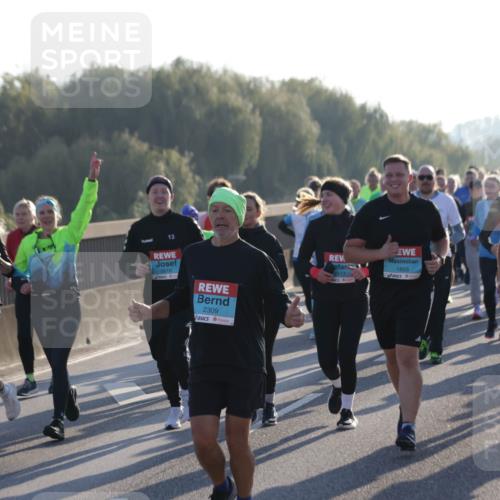 03.10.2025 - Köhlbrandbrückenlauf Jannik Wohlers http://msf.ph/oto/9060681 03.10.2025 09:22:44 Position 3 616, 2309, 1855, 2617, 1853 meine-sportfotos.de